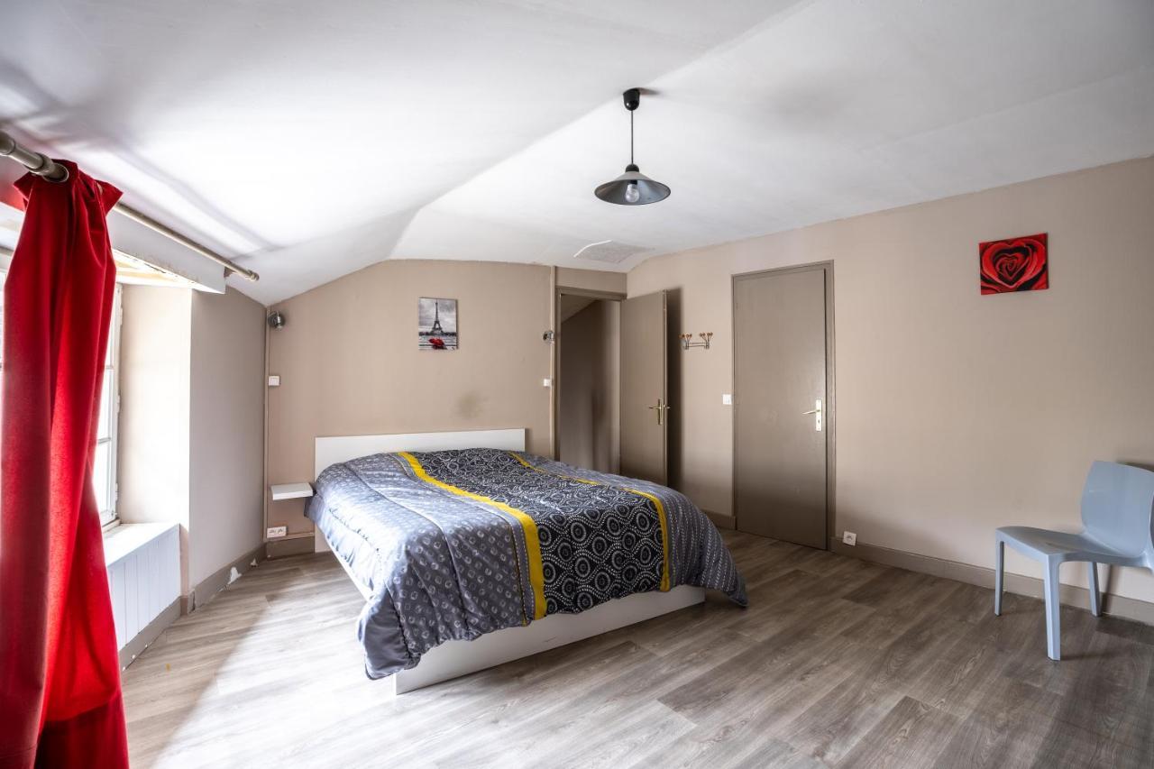 Laconciergeriejonzac, Residence Georgeon Zewnętrze zdjęcie